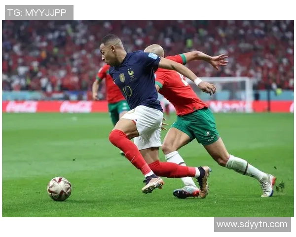 8月出生的世界足球巨星盘点那些闪耀绿茵场的传奇人物 8月出生的世界足球巨星盘点那些闪耀绿茵场的传奇人物